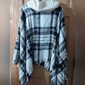 Large turtle neck Poncho
